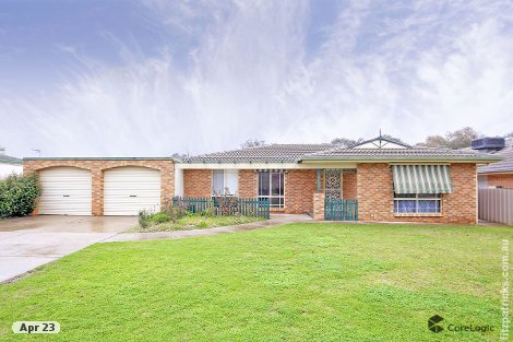 7 Bamarook Cres, Glenfield Park, NSW 2650