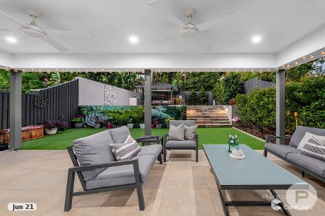 32 Kingsbury St, Norman Park, QLD 4170