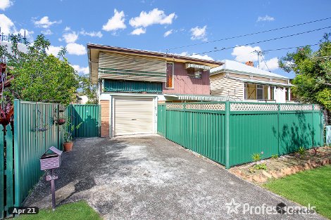 32 Palm Ave, Shorncliffe, QLD 4017