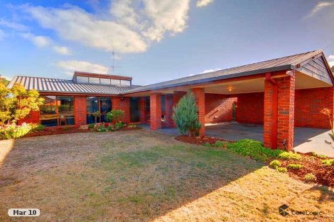 301 Greenhalghs Rd, Delacombe, VIC 3356