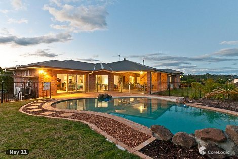 2 Sovereign Way, Samford Valley, QLD 4520