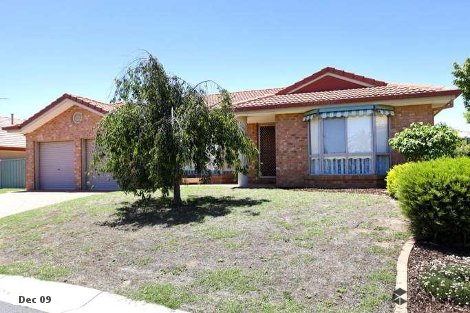 16 Lona Cl, Spring Gully, VIC 3550