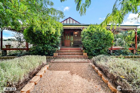 12 Lind St, Gundaroo, NSW 2620