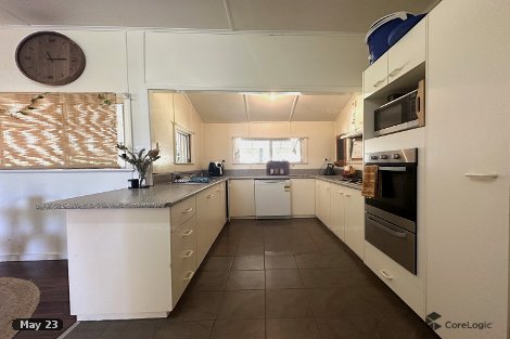 38 Galah St, Longreach, QLD 4730