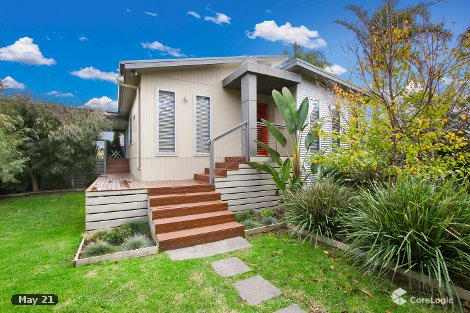 1 Merrangbaur St, Lakes Entrance, VIC 3909