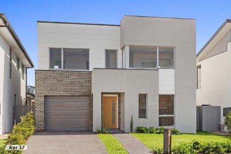 10 Bartholomew Cct, Moorebank, NSW 2170