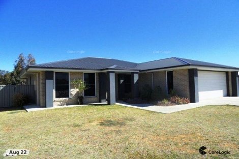 15 Sommerfeld Cres, Chinchilla, QLD 4413