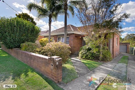 8 Erang St, Carss Park, NSW 2221