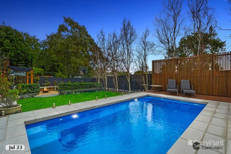 18 Rowan Ave, Boronia, VIC 3155