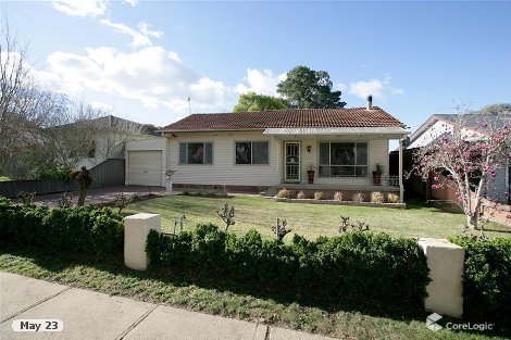 83 Tichborne Cres, Kooringal, NSW 2650