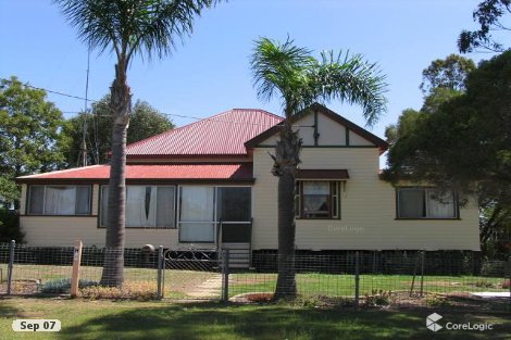 10 Bowden St, Pittsworth, QLD 4356