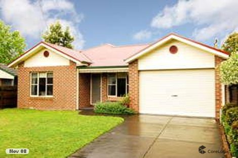 4 Longfellow Ave, Mooroolbark, VIC 3138