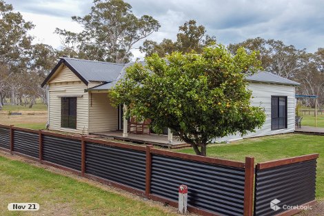 24 Lockhart St, Cavendish, VIC 3314