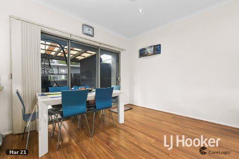 6 Stenocarpus Dr, Doveton, VIC 3177