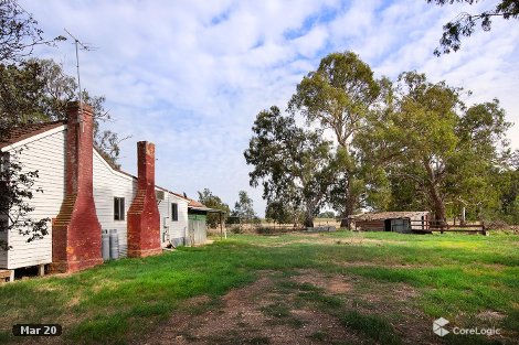 8 Creswick-Newstead Rd, Newstead, VIC 3462