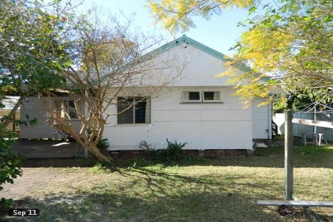 21 Blackwood St, East Ipswich, QLD 4305