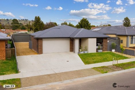 3 Peak Ct, Mansfield, VIC 3722