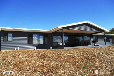 204 Roberts Rd, Tiatukia, SA 5607