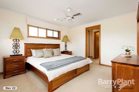 17 Newbridge Cl, Dingley Village, VIC 3172