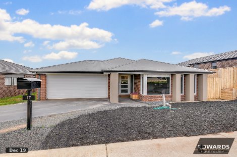 17 Wiltons Cres, Drouin, VIC 3818