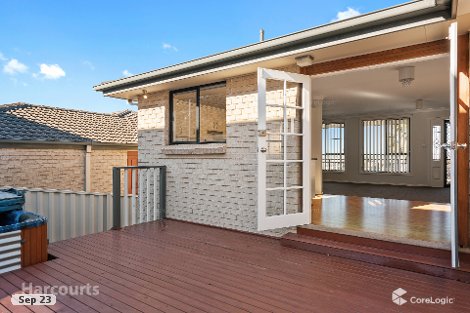 1/2 Yarle Cres, Flinders, NSW 2529