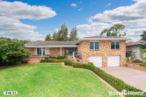 16 Churchill Ave, Kooringal, NSW 2650