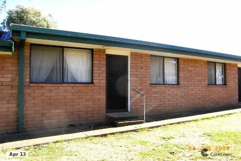 2/11 Balblair St, Guyra, NSW 2365