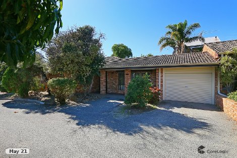 2/10 Kitchener Rd, Melville, WA 6156