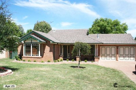 72 Turner Cres, Orange, NSW 2800