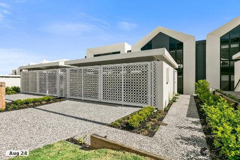 4 Regency Ct, Peregian Springs, QLD 4573