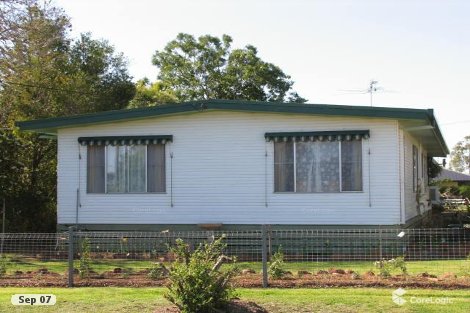 21 Young St, Pittsworth, QLD 4356