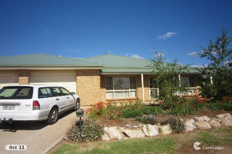 15 Quantock Cres, Craigmore, SA 5114