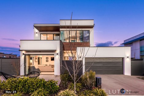 60 Harold White Ave, Coombs, ACT 2611