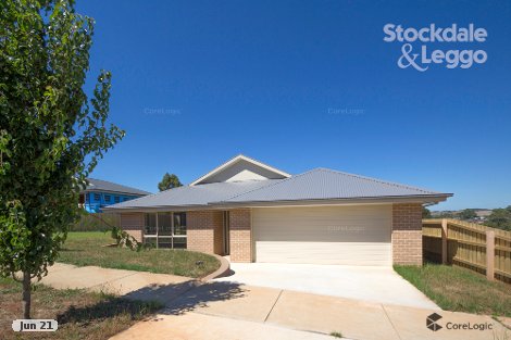 11 Willow Gr, Leongatha, VIC 3953