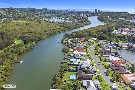 17 Chown Ave, Currumbin Waters, QLD 4223