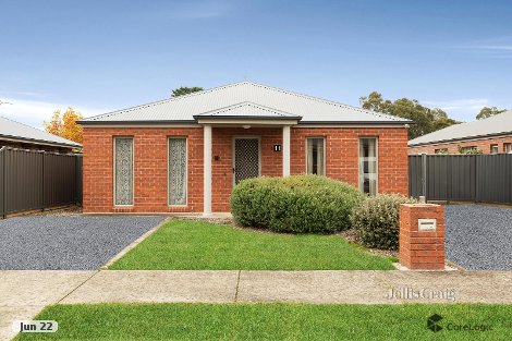 11 Jemacra Pl, Mount Clear, VIC 3350