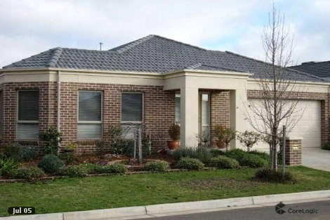 47 St Michaels Pl, Lake Gardens, VIC 3355