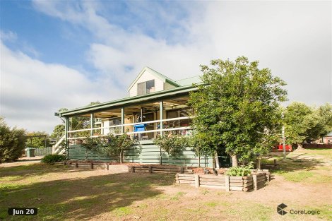 1170 Highlands Rd, Whiteheads Creek, VIC 3660