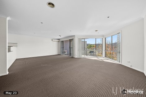 11/11 Doeberl Pl, Karabar, NSW 2620