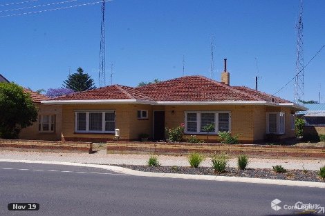 18 Milne Tce, Moonta, SA 5558