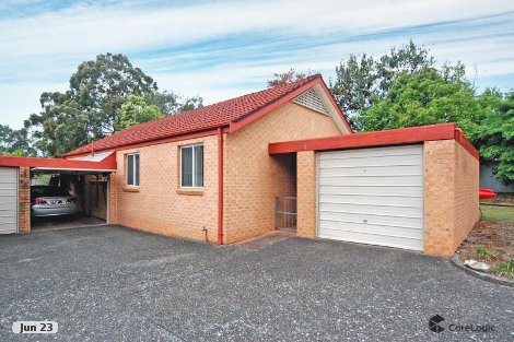 4/4 Carisbrooke Cl, Bomaderry, NSW 2541