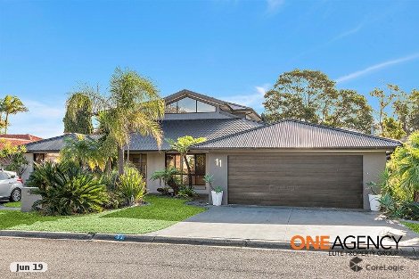 11 Tarra Cres, Oak Flats, NSW 2529