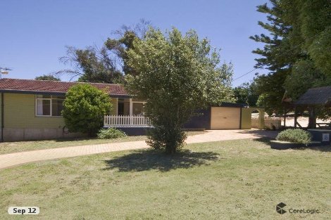 18 Steve St, Kelmscott, WA 6111