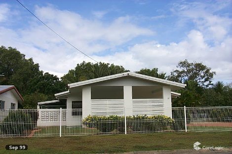 12 Moonah St, Holloways Beach, QLD 4878