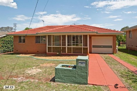 42 Sardon St, Centenary Heights, QLD 4350