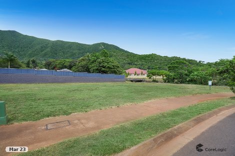 105 Springbrook Ave, Redlynch, QLD 4870