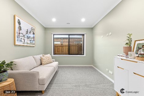 19 Palace Rd, St Leonards, VIC 3223