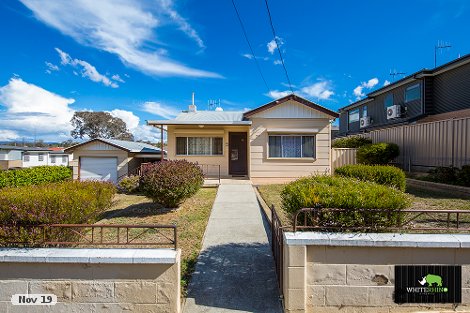 21 Gilmore Pl, Queanbeyan West, NSW 2620