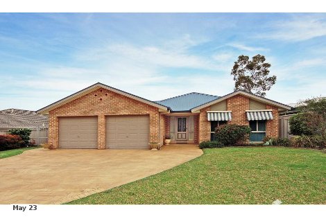 30 Sheraton Cct, Bomaderry, NSW 2541