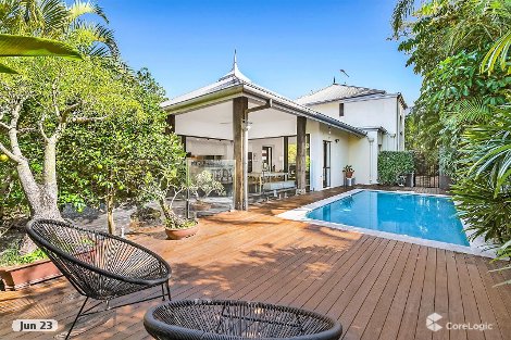 1/9a Greer Tce, Southport, QLD 4215